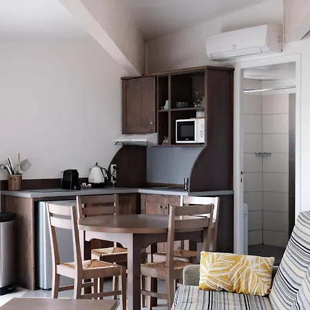 מלון דירות Le Beau Rivage בנדול