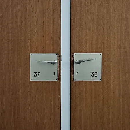 Ξενοδοχείο με διαμερίσματα Le Beau Rivage