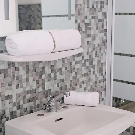 Aparthotel Le Beau Rivage 3*